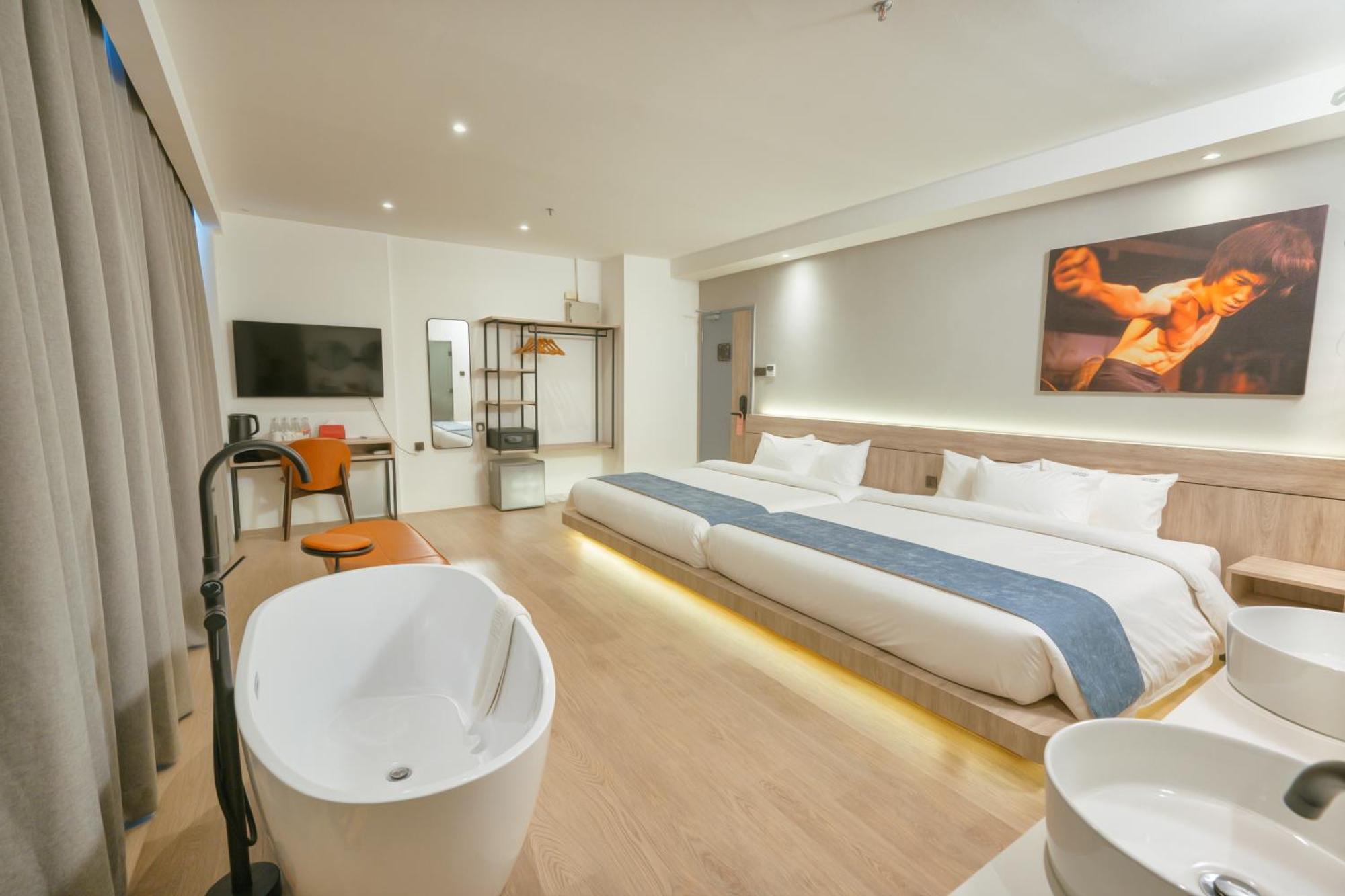 Theatre Hotel كوشنج المظهر الخارجي الصورة