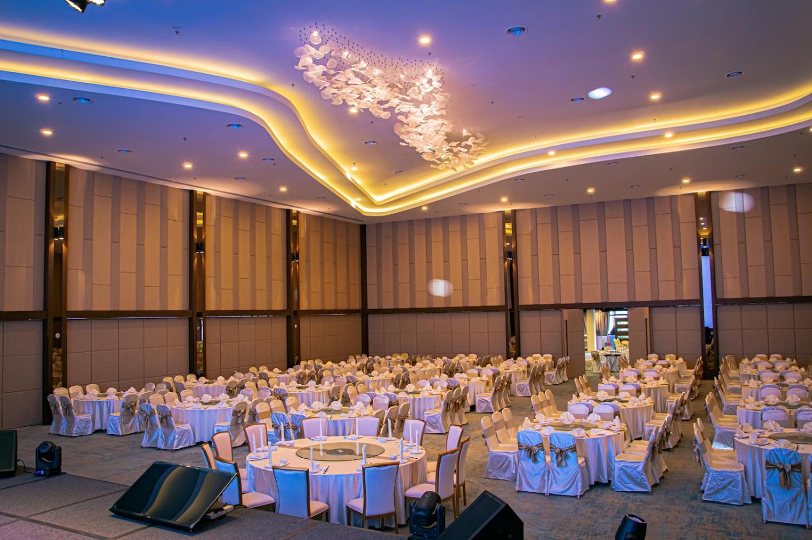 Theatre Hotel كوشنج المظهر الخارجي الصورة